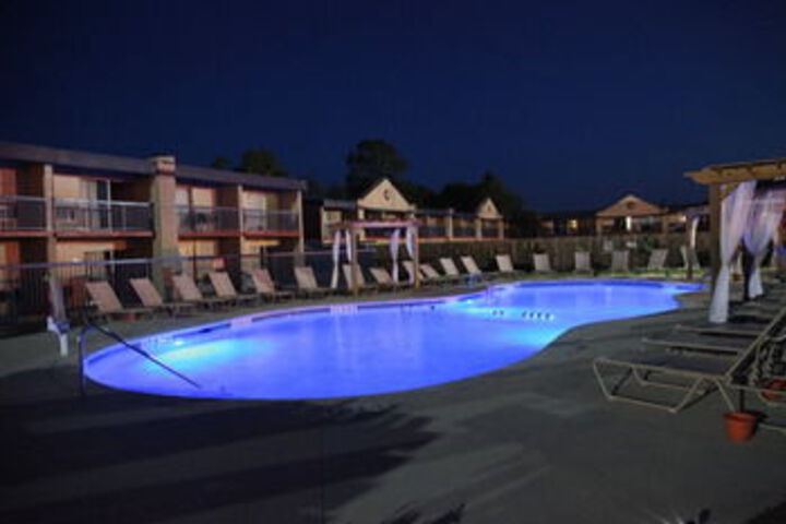 Pool 15 of 15