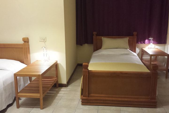 Room 6 of 69