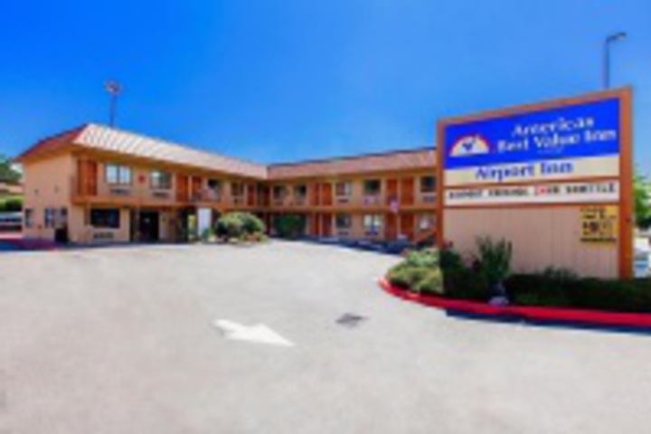 Hotel 6 of 24