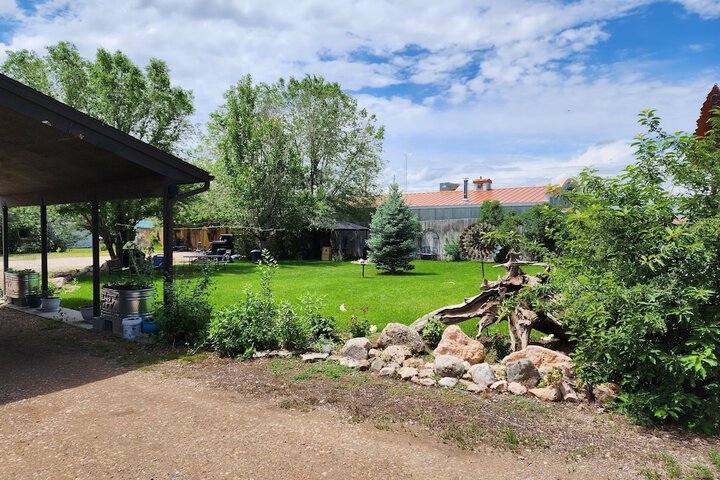 Hotel Exterior 20 of 24