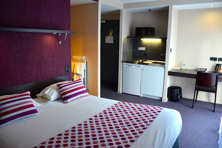 Room 12 of 44
