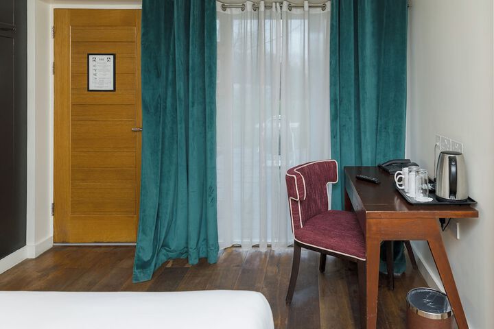 Room 15 of 86