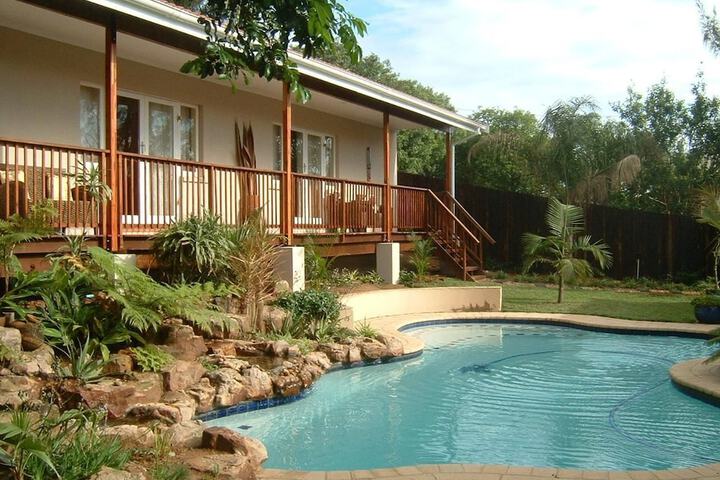 Pool Hotel