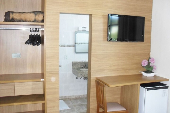 Room 15 of 47