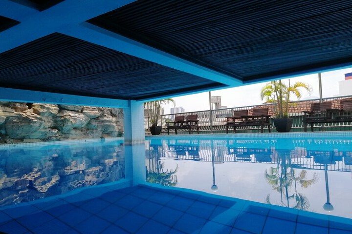Pool 40 of 44