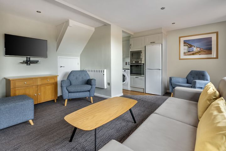 Room 32 of 57