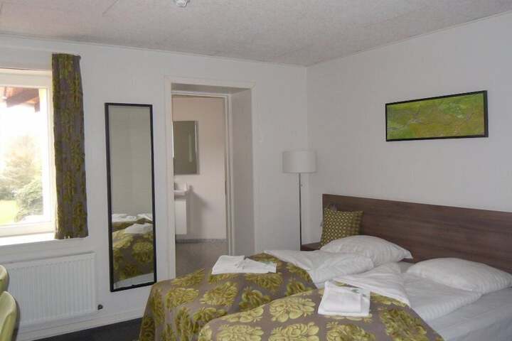 Room 5 of 39