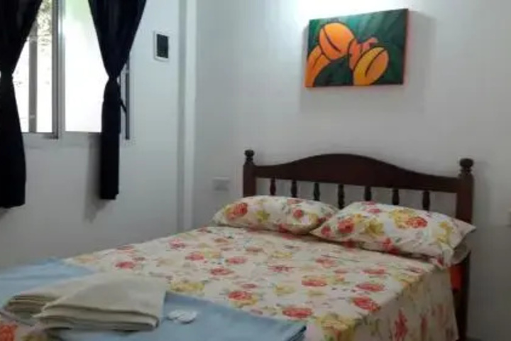 Room 2 of 11