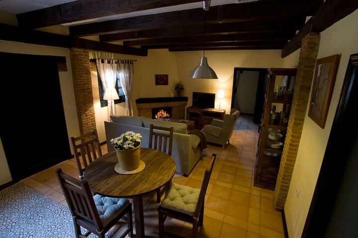Room 6 of 39