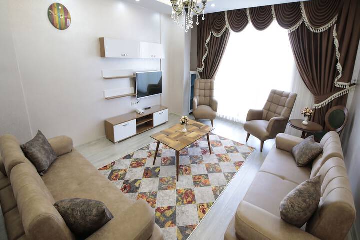 Room 8 of 19