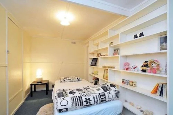 Room 3 of 14