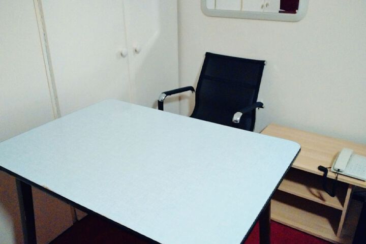 Room 30 of 61