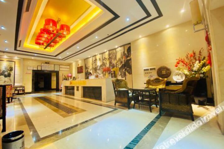 Hotel Interior 8 of 37