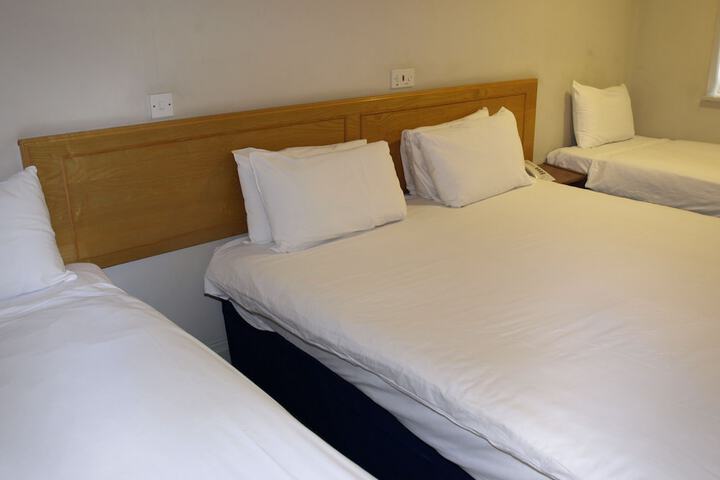 Room 111 of 236