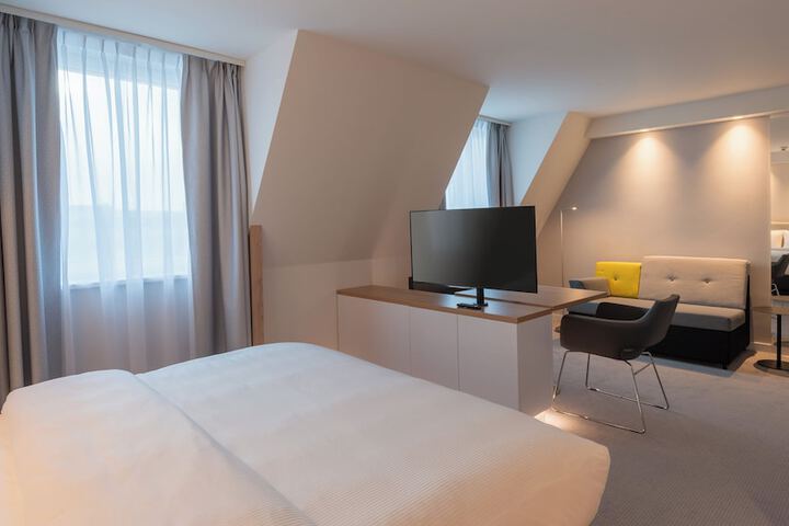 Room 28 of 88
