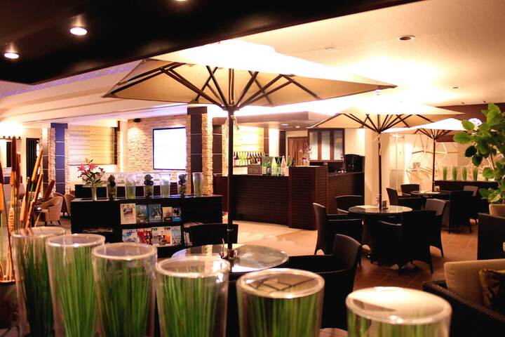 Guest Lobby