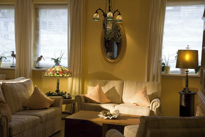 Room 25 of 51
