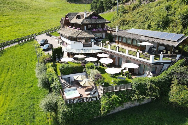 Chalet Grumer Suites & Spa in Renon