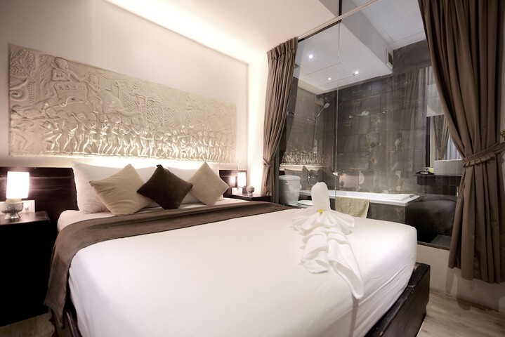 Room 20 of 46