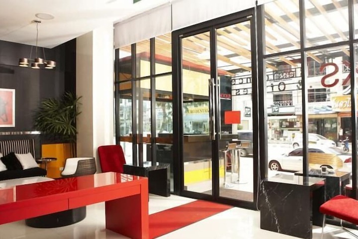 Hotel 2 of 31