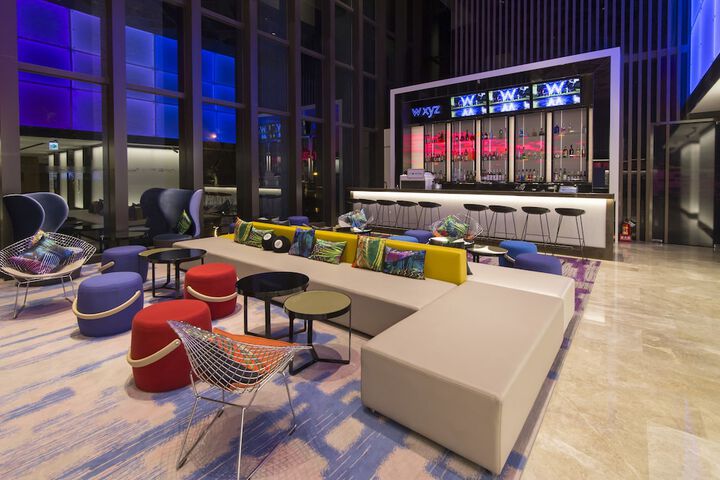 Lounge 46 of 66