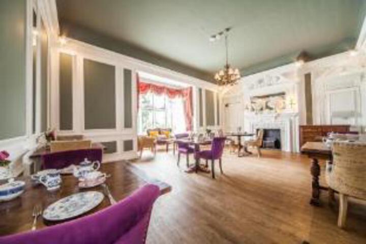 The Manor at Bickley
