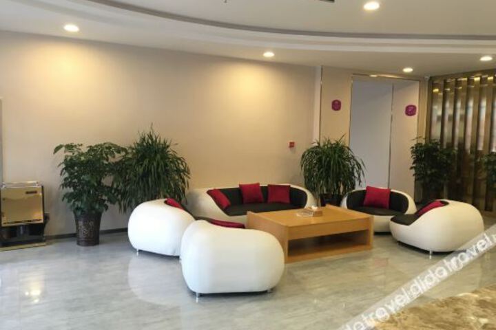 Hotel Interior 14 of 43