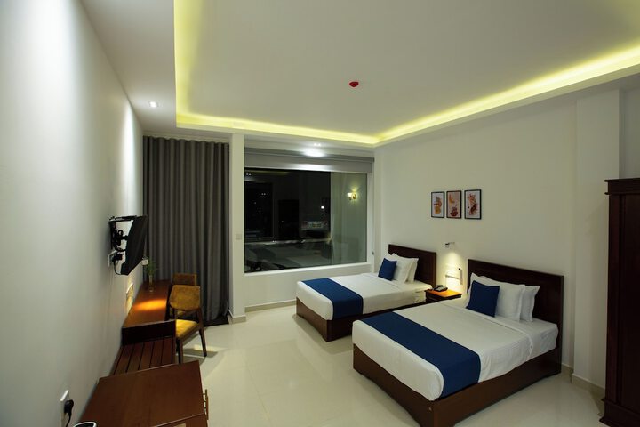 Room 34 of 86