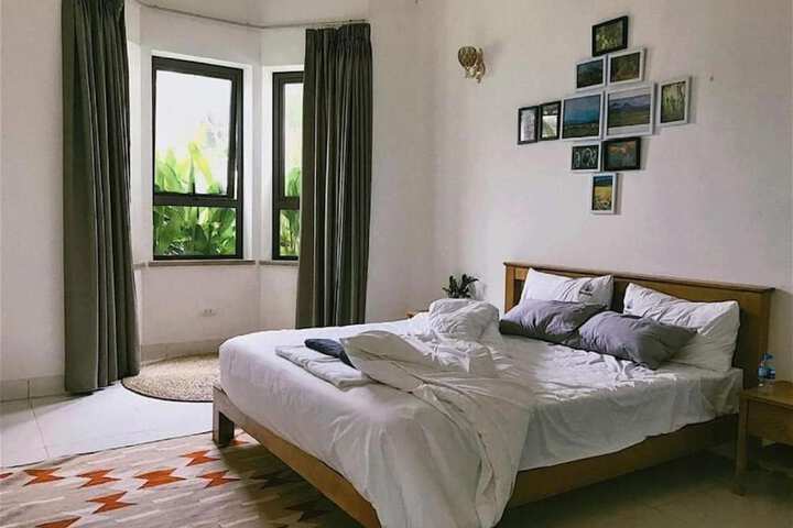 Room 7 of 79