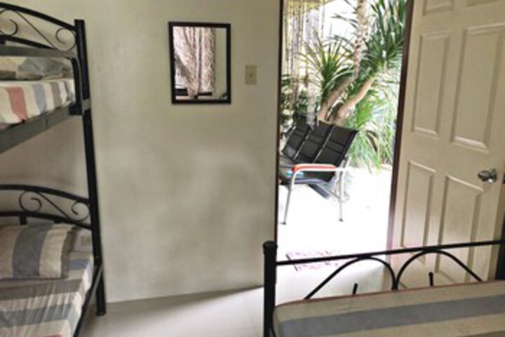 Room 13 of 20