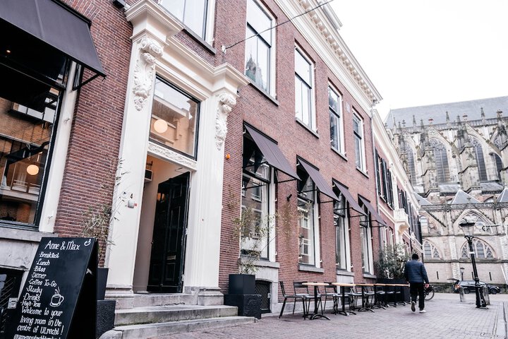 Anne & Max Boutique Hotel