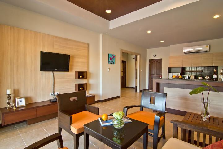 Room 14 of 36