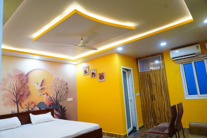 Room 12 of 17