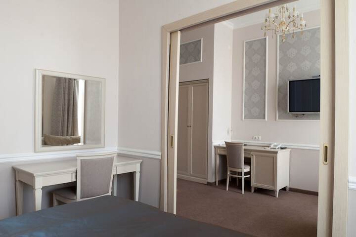 Room 5 of 59