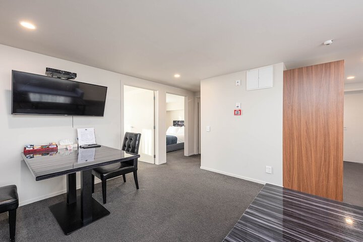 Room 38 of 69