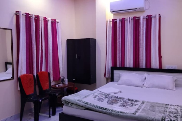 Room 5 of 27