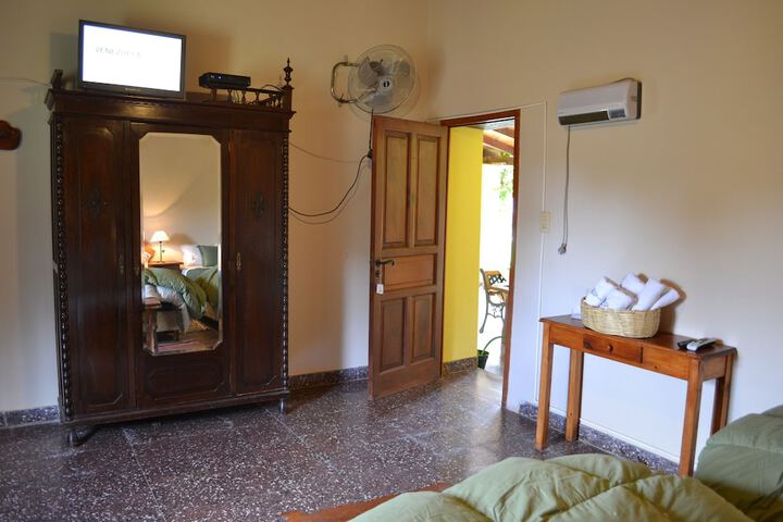 Room 5 of 72