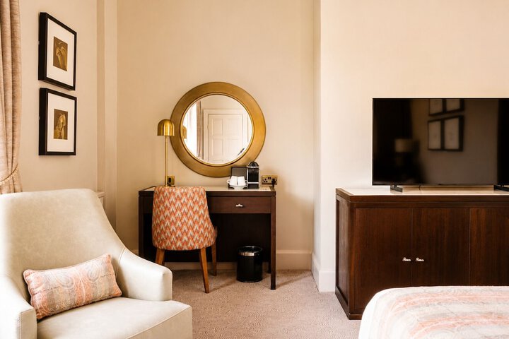 Room 21 of 56