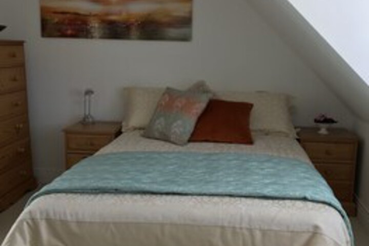 Room 9 of 10