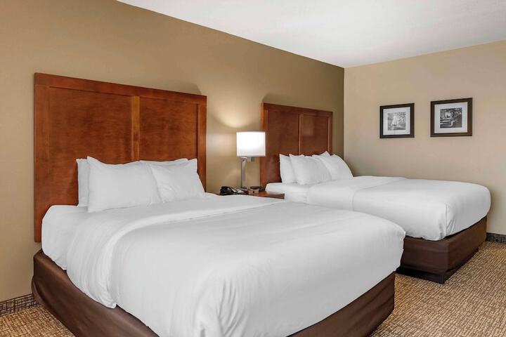 Room 15 of 32