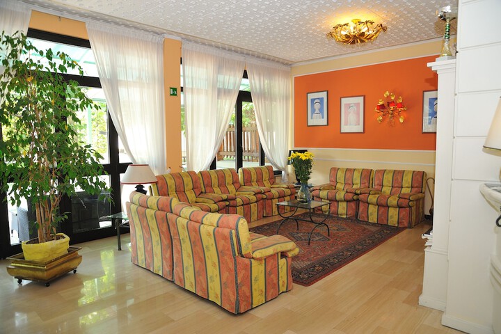 Hotel Interior 7 of 66