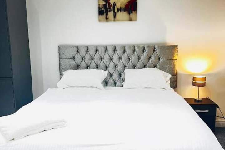Room 4 of 22