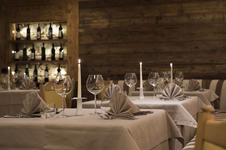 Dining 174 of 216