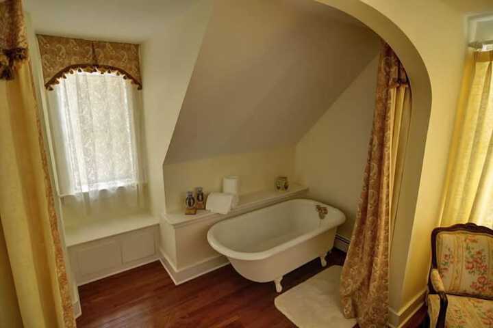 Room 19 of 24