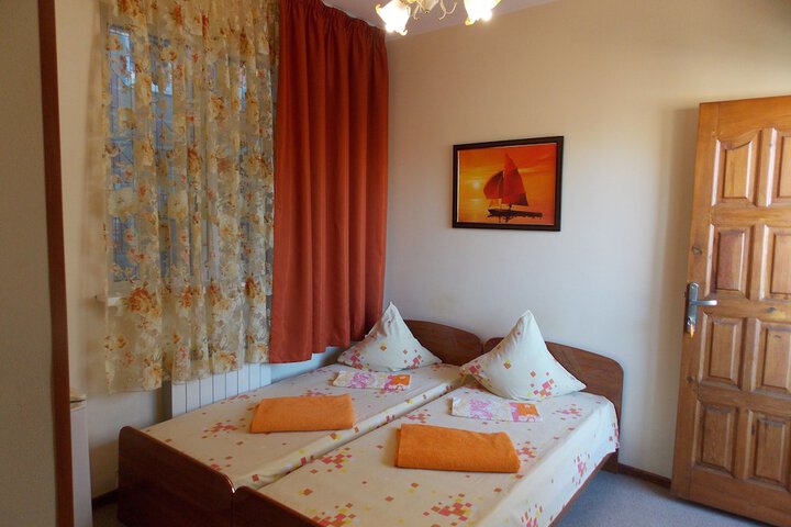 Room 3 of 59