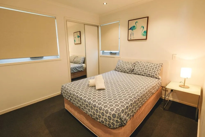 Room 5 of 14