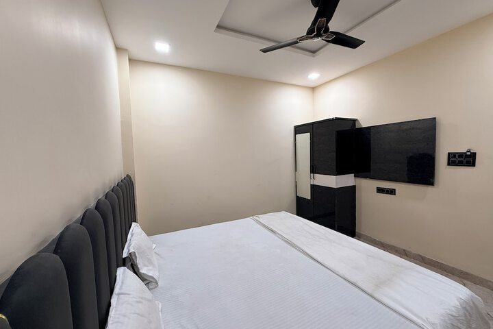 hotel shivlok inn