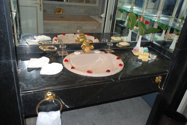 Clean Restrooms