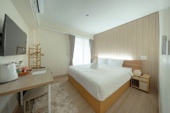 Room 15 of 97
