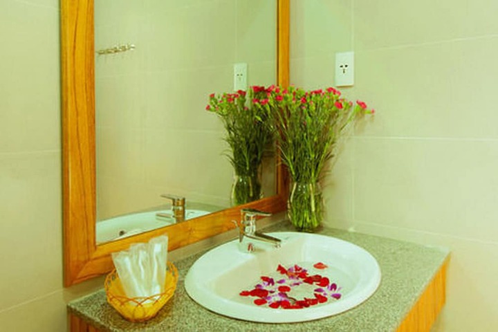 Clean Restrooms
